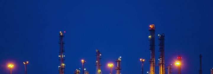 Piping Solutions for Extreme Environments: From Arctic Pipelines to Desert Refineries